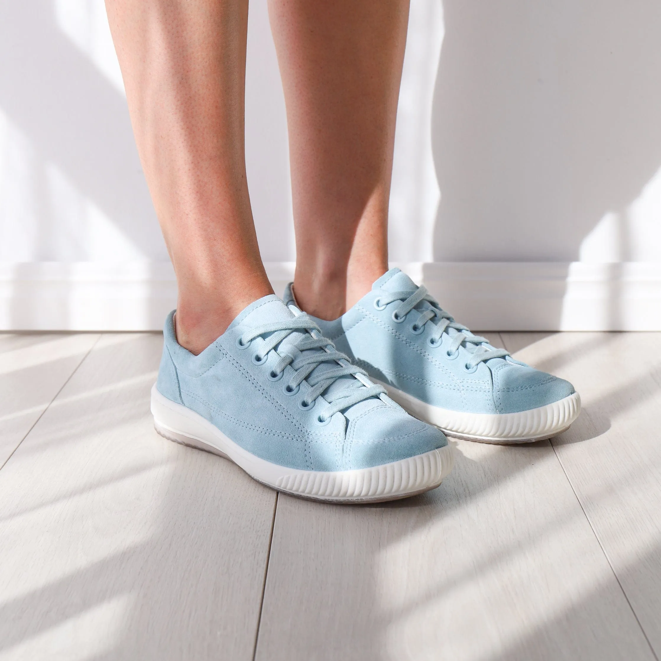 161 Light Blue