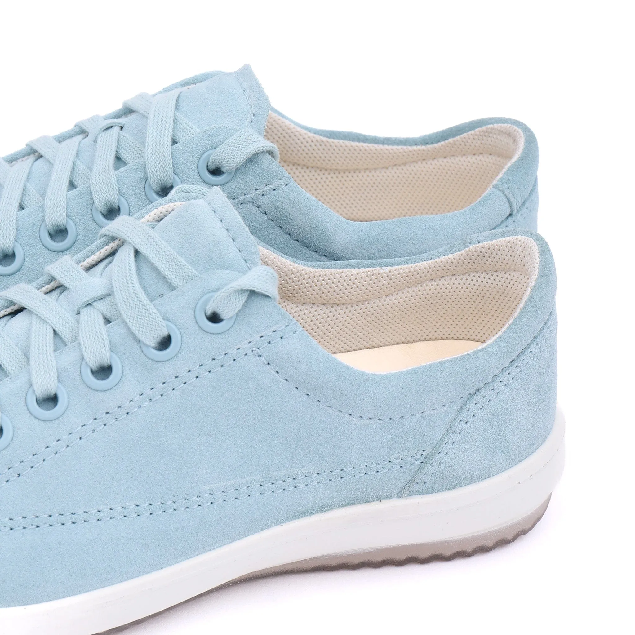 161 Light Blue