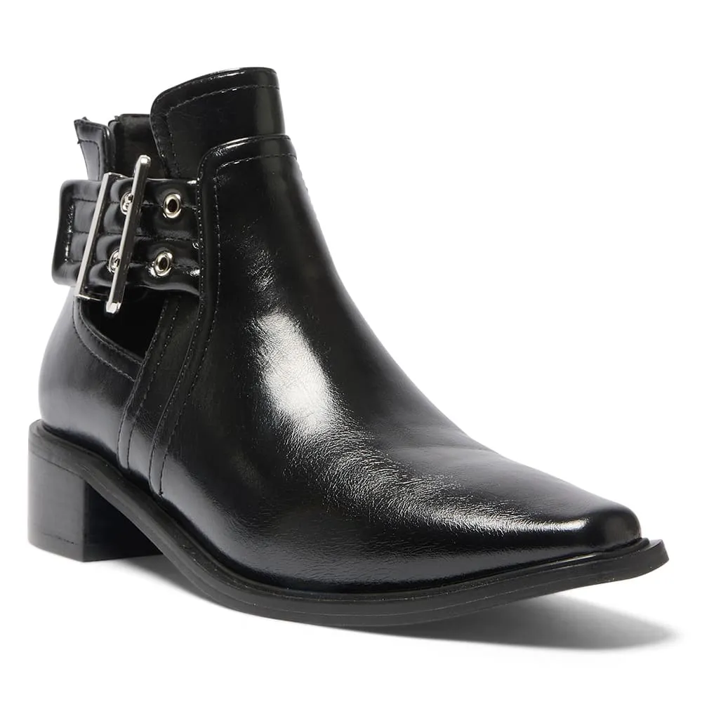 Arizona Boot in Black Crinkle Patent