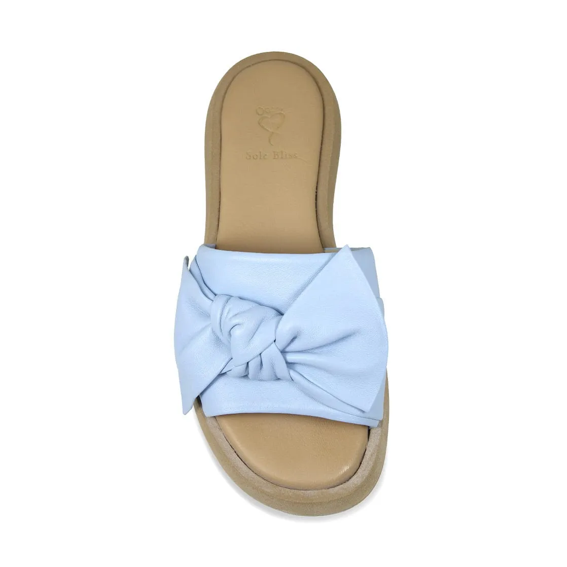 Bailey: Pale Blue Leather
