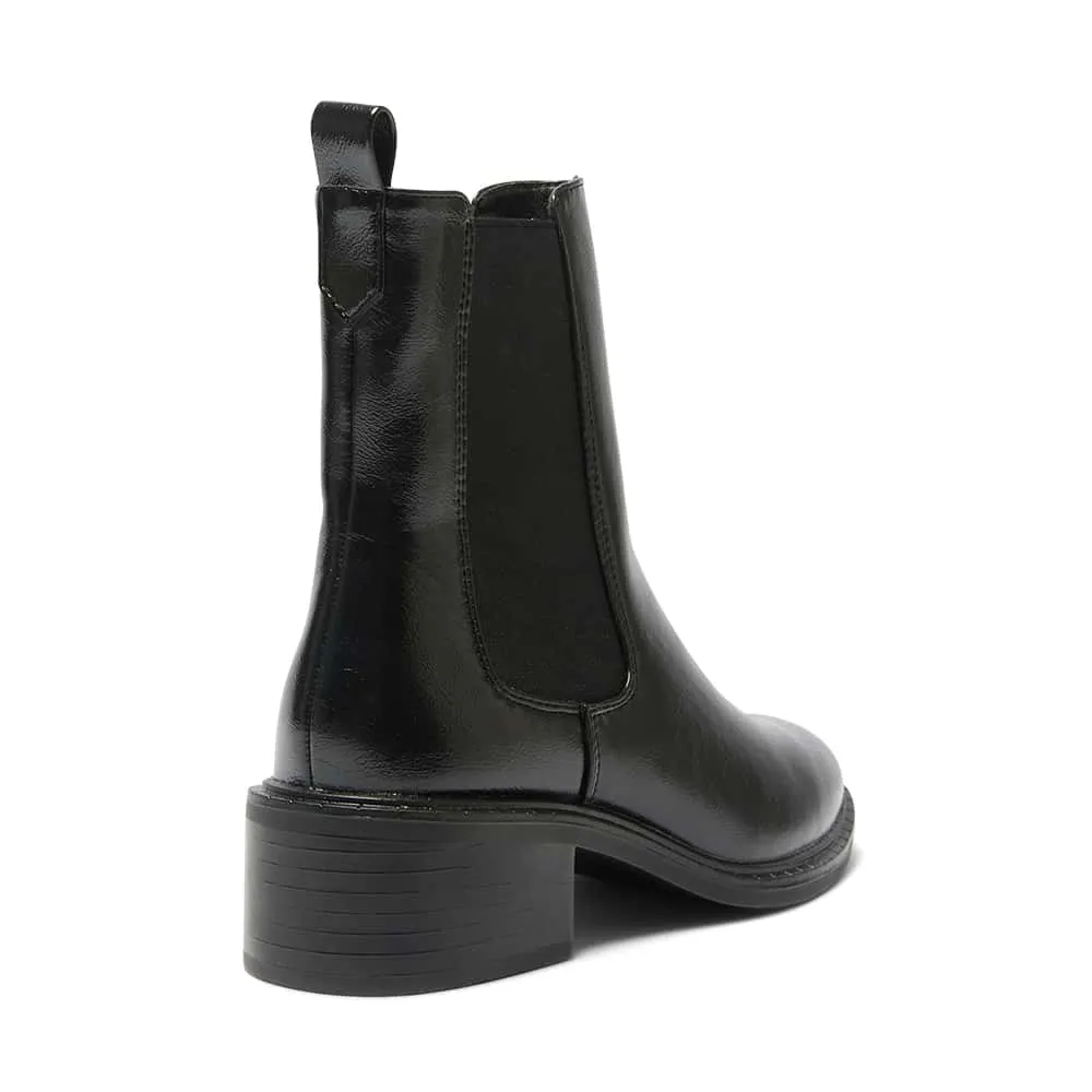 Bedford Boot in Black Crinkle