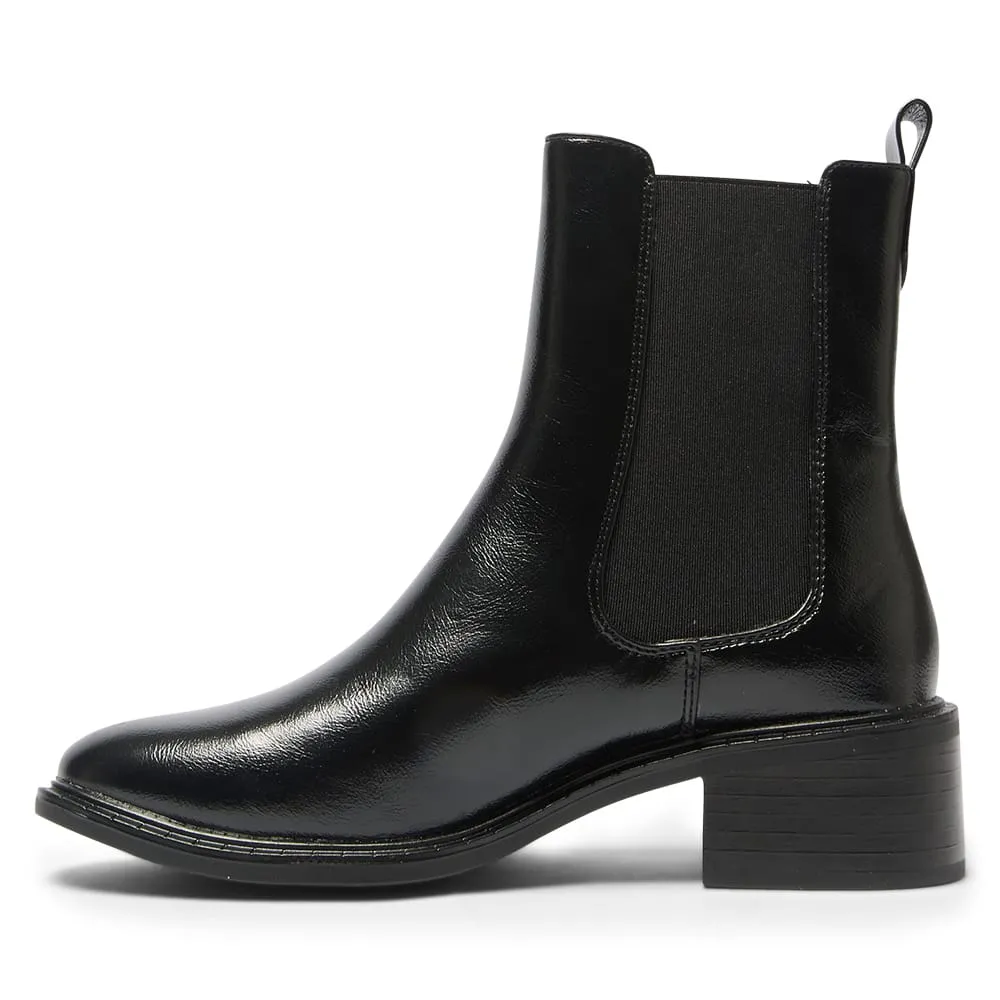 Bedford Boot in Black Crinkle