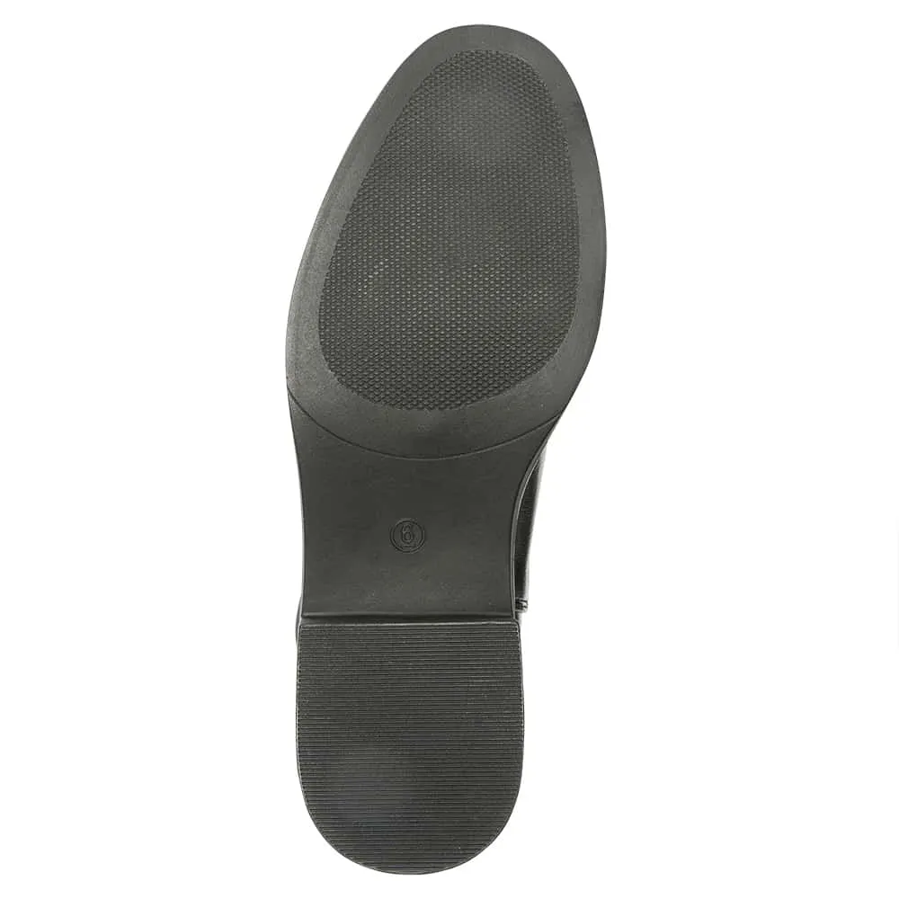 Bedford Boot in Black Crinkle