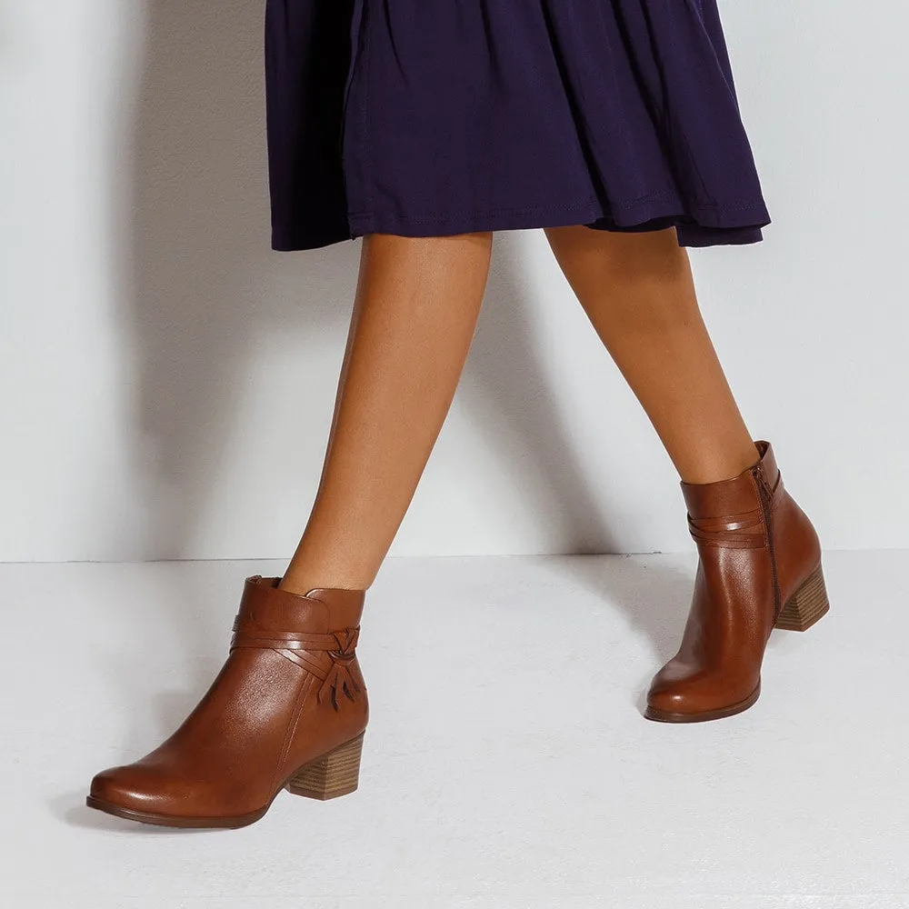 Carlton Boot in Mid Brown Leather