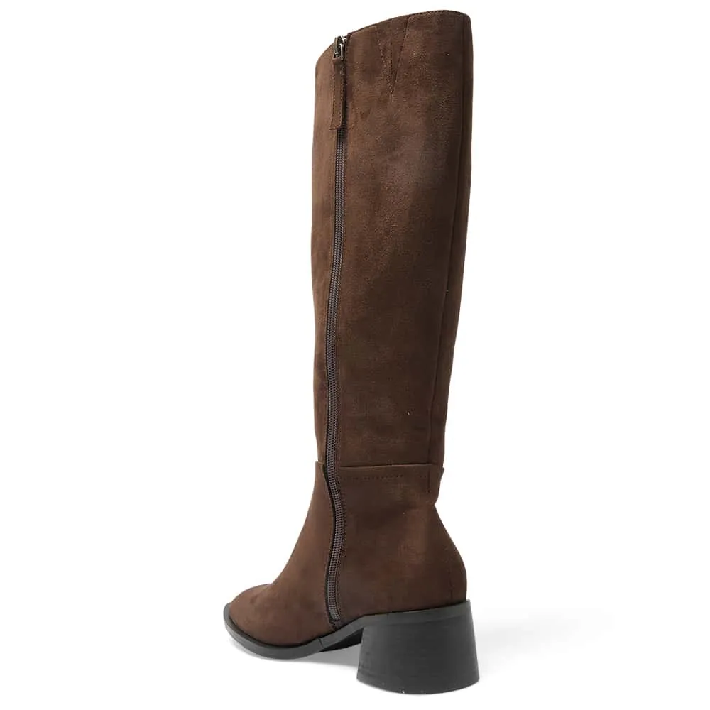 Carson Boot in Chocolate Micro