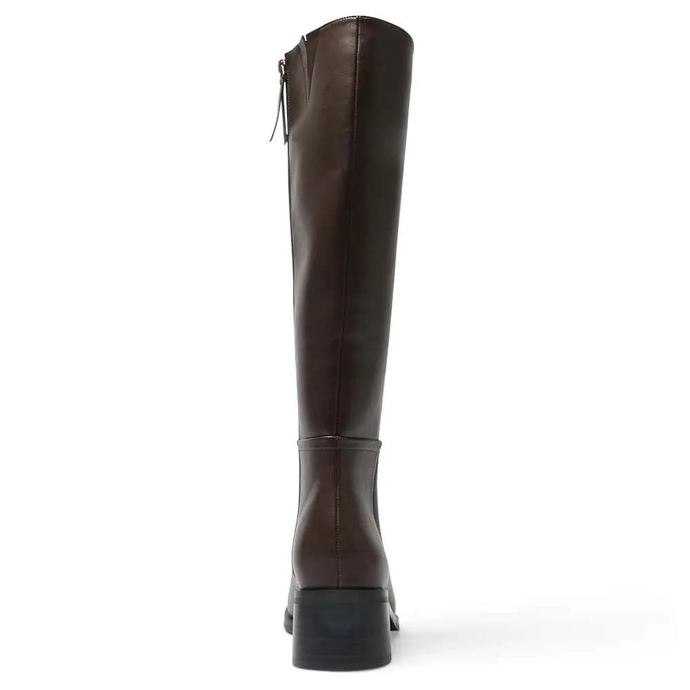 Carson Boot in Chocolate