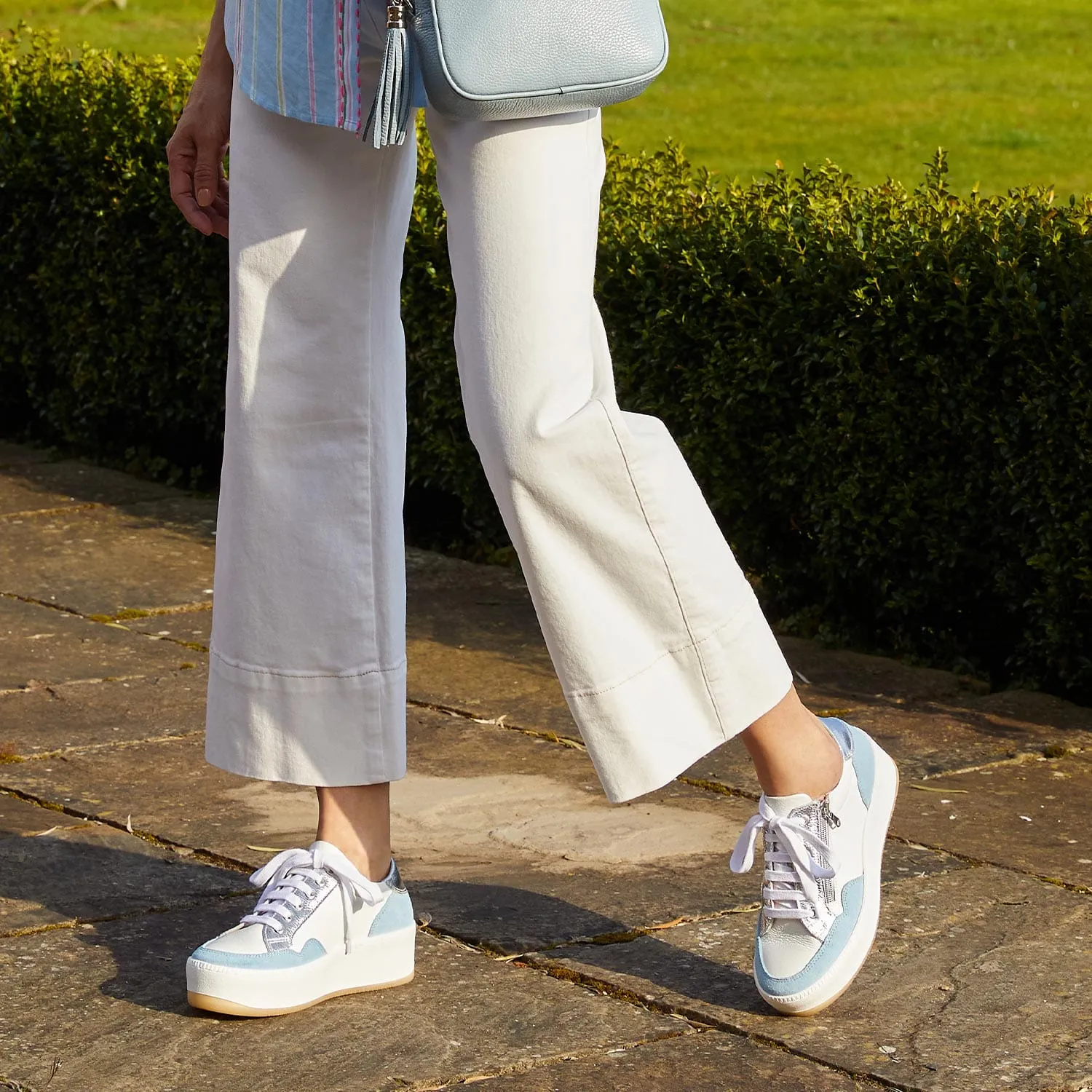 Dandy: White Leather & Pale Blue Suede