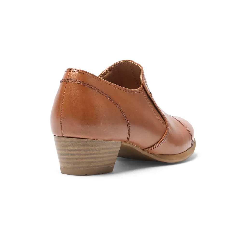 Dave Boot in Mid Brown Leather