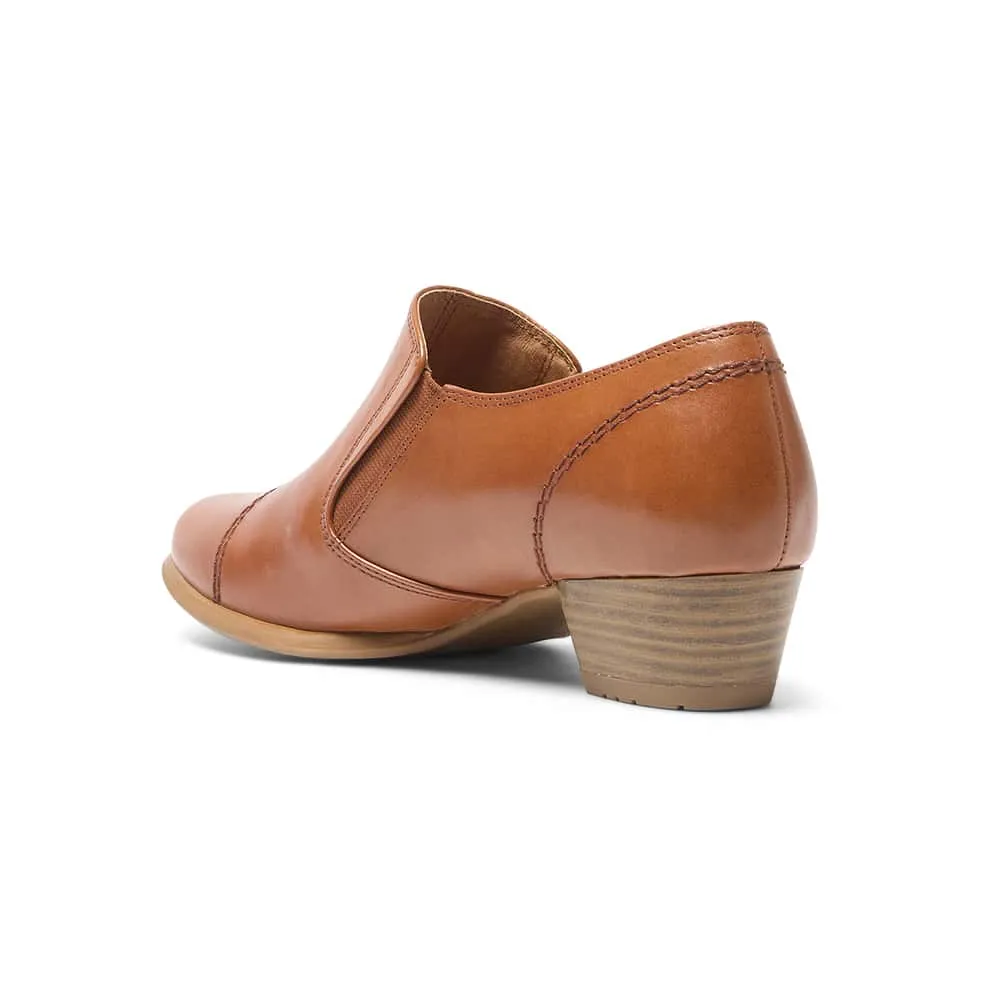 Dave Boot in Mid Brown Leather