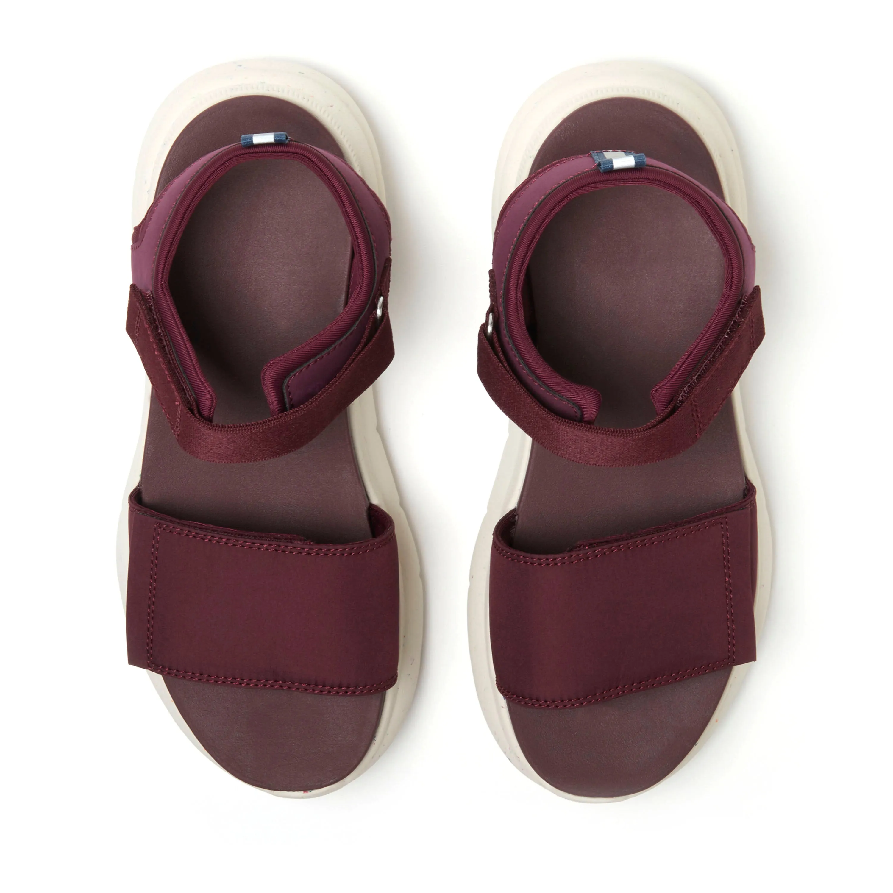 Dearfoams Women's Odell Sandal