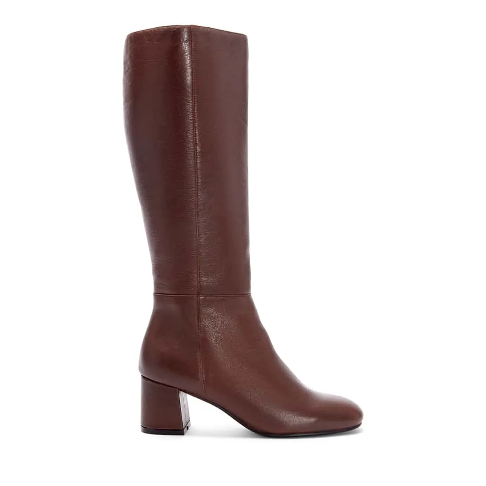 Debut Boot in Chocolate Glove Leather