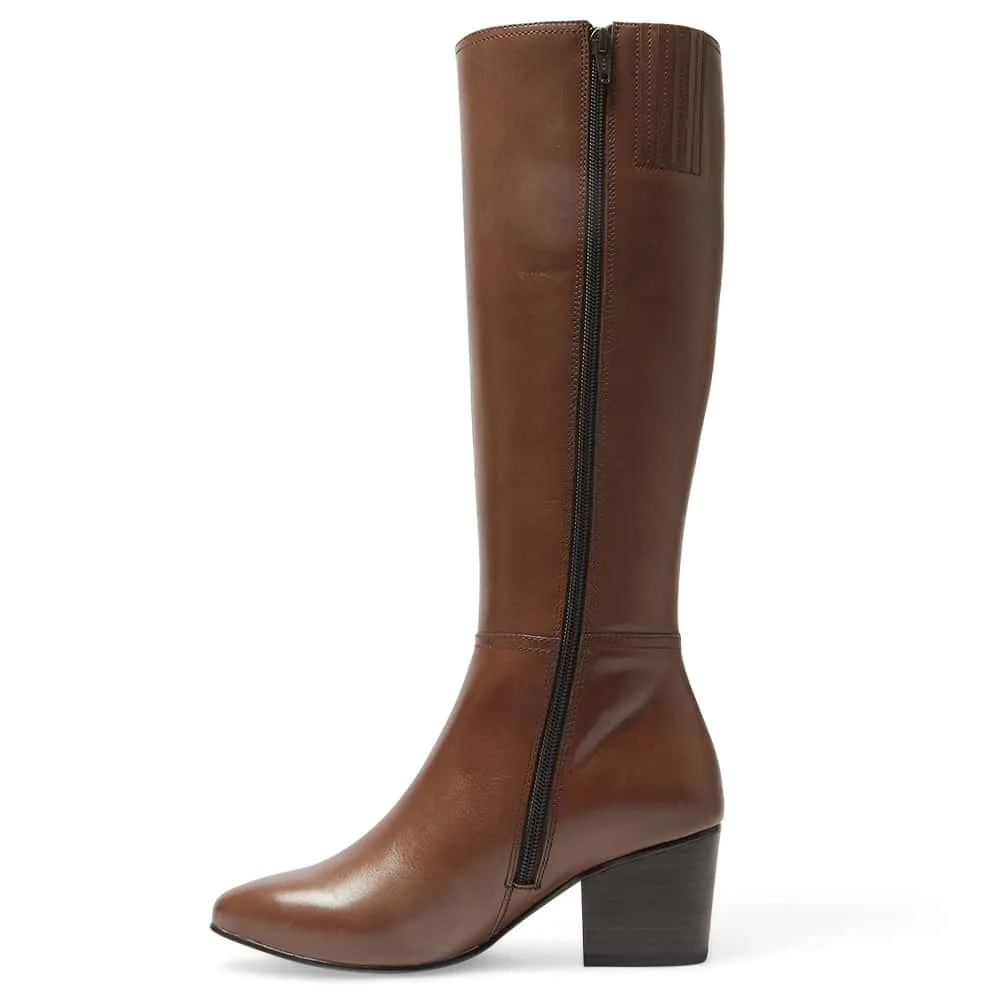 Drake Boot in Brown Leather