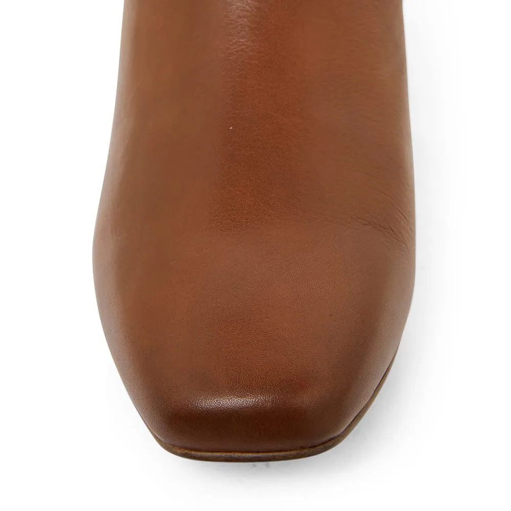 Edward Boot in Mid Brown Leather