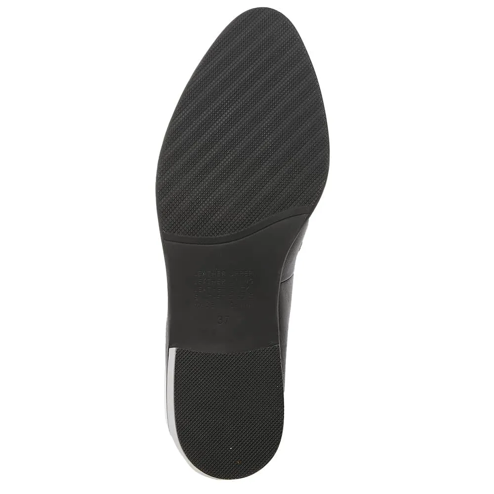 Elena Loafer in Black Leather