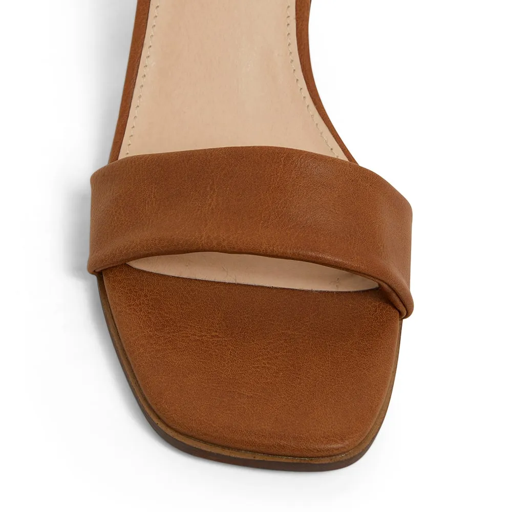 Evolve Heel in Tan Smooth