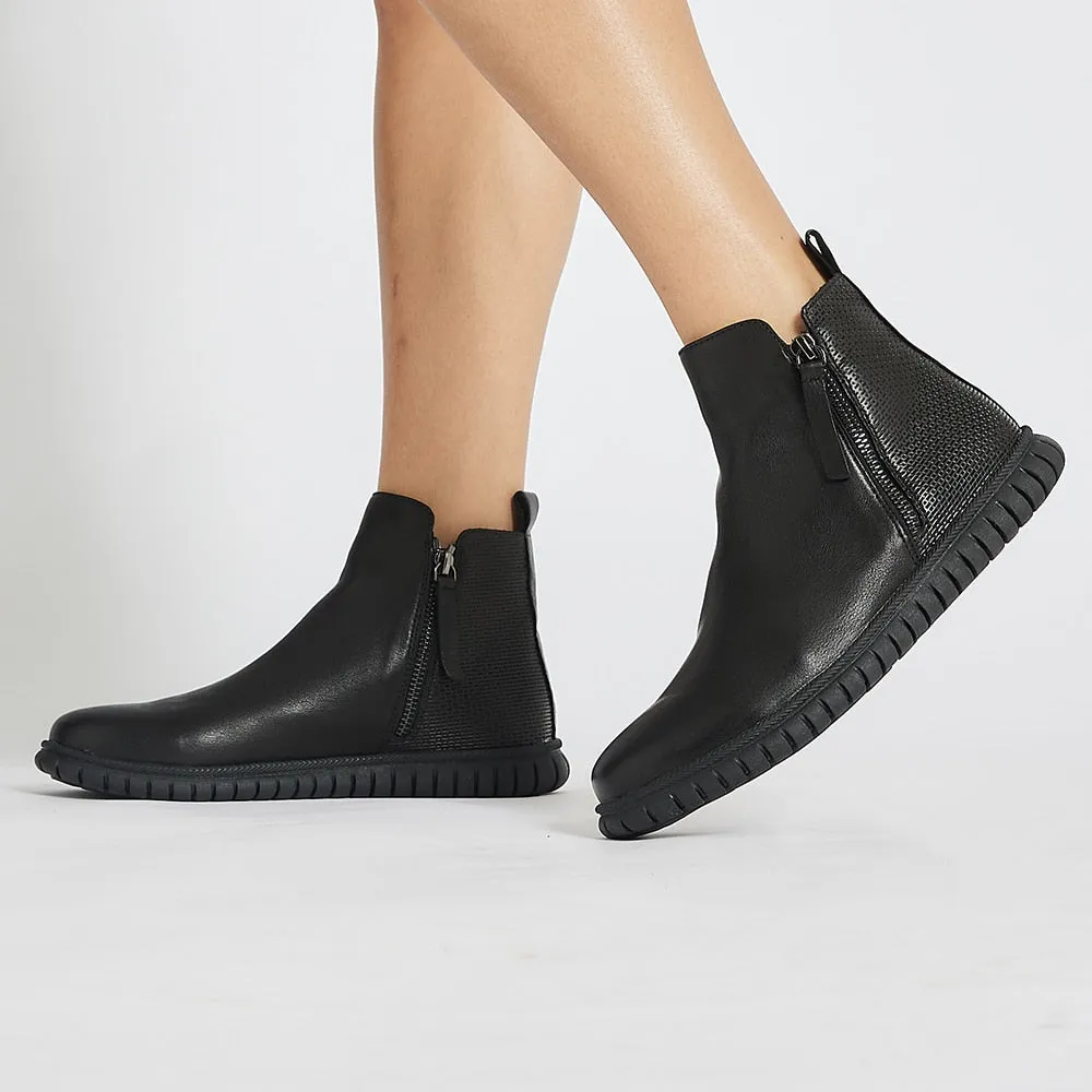 Factor Boot in Black On Black Leather