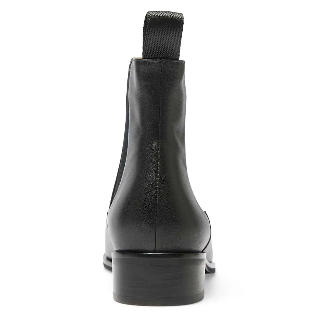 Fitzroy Boot in Black Leather