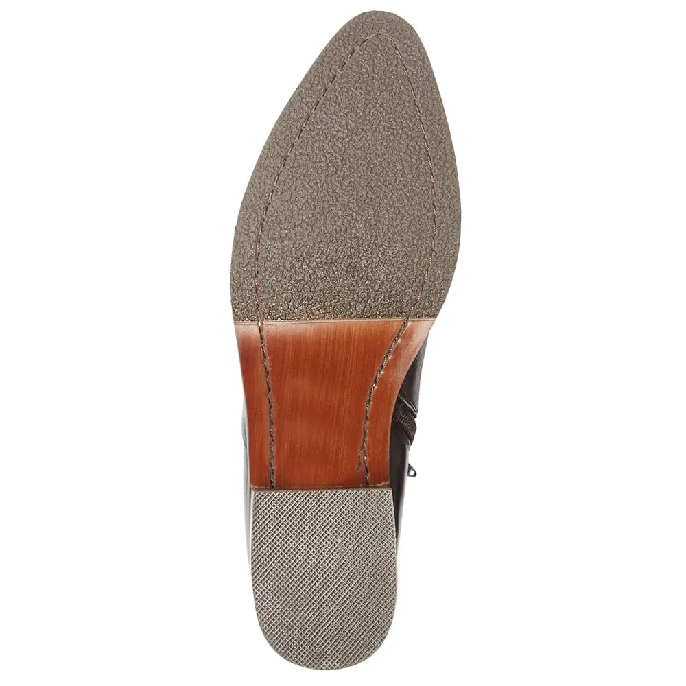Fortress Boot in Chocolate Glove Leather