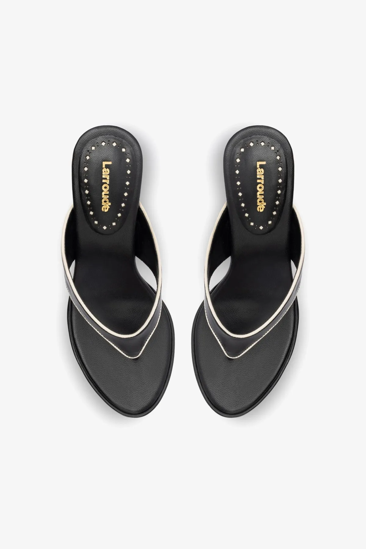 Gaia Sandal In Black Leather