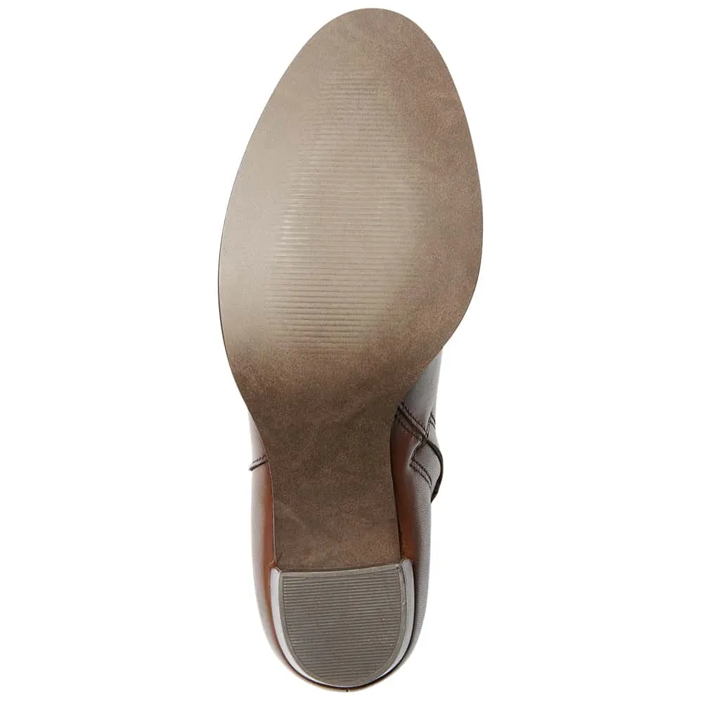 Gemini Boot in Brown Leather