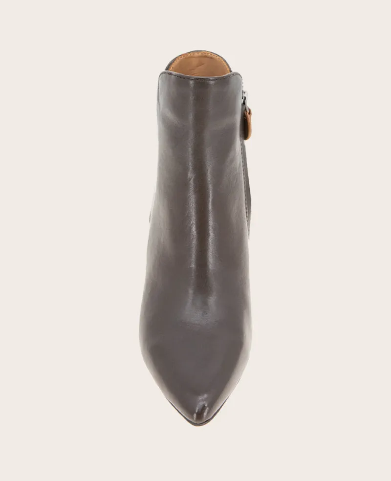 GENTLE SOULS - Danbury Leather Double Gore Heel Boot
