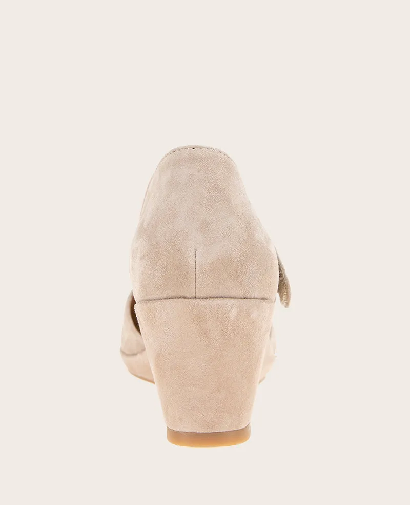 GENTLE SOULS - Oriana Suede Wedge
