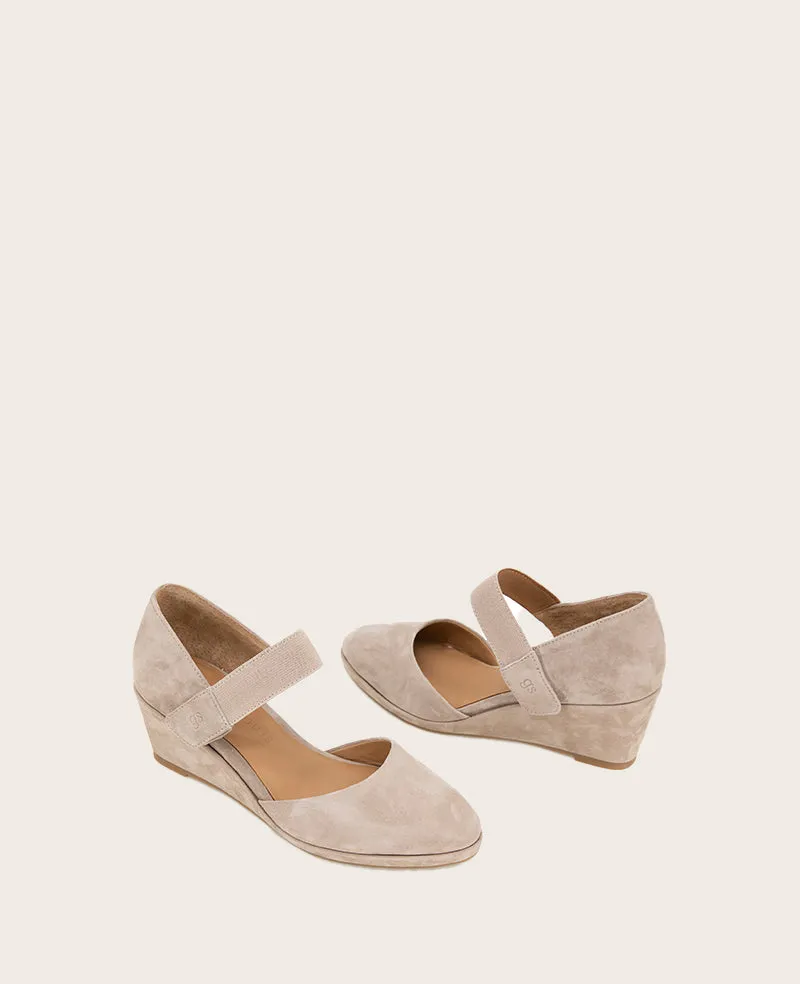 GENTLE SOULS - Oriana Suede Wedge