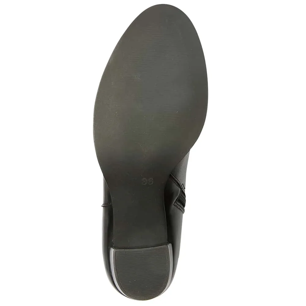 Gibson Boot in Black Leather