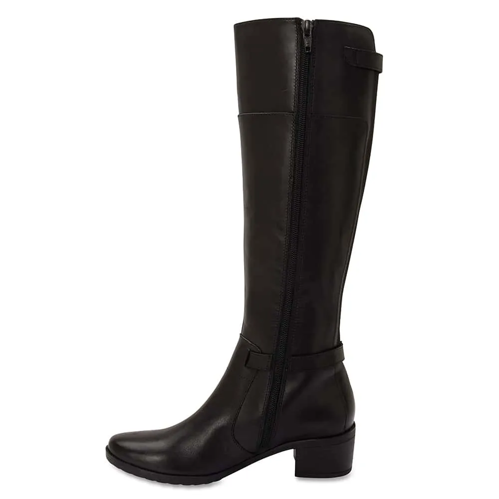 Hamish Boot in Black Hi Shine Leather