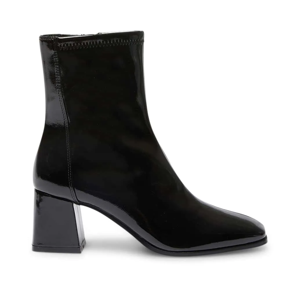 Hampton Boot in Black Patent Crinkle Stretch Patent