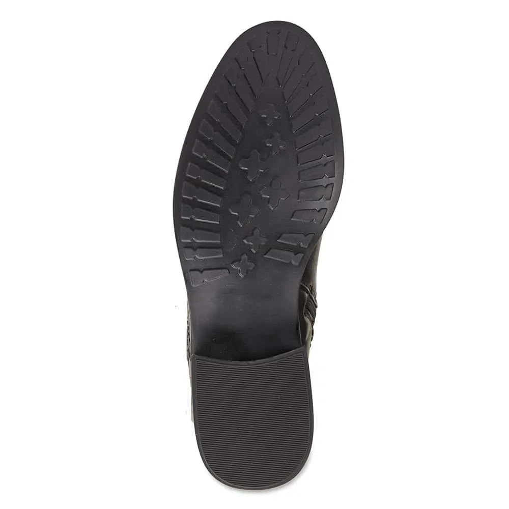 Irwin Boot in Black Hi Shine Leather