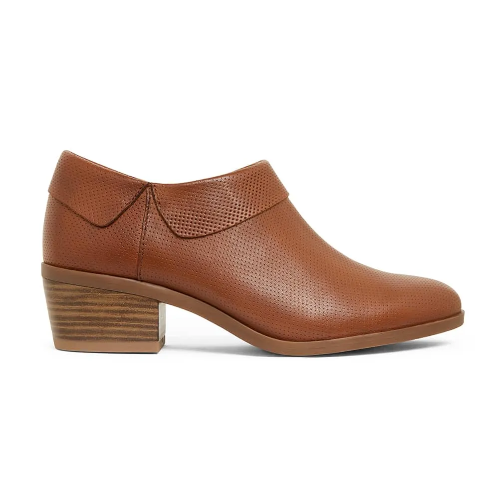 Jackson Boot in Mid Brown Leather