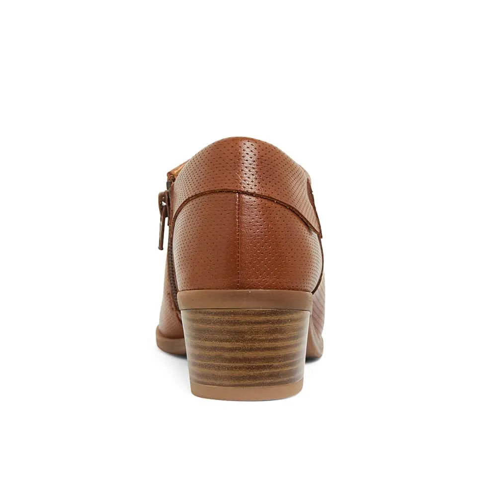 Jackson Boot in Mid Brown Leather