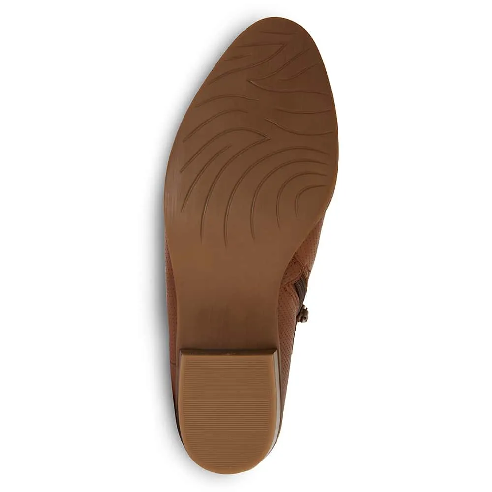 Jackson Boot in Mid Brown Leather