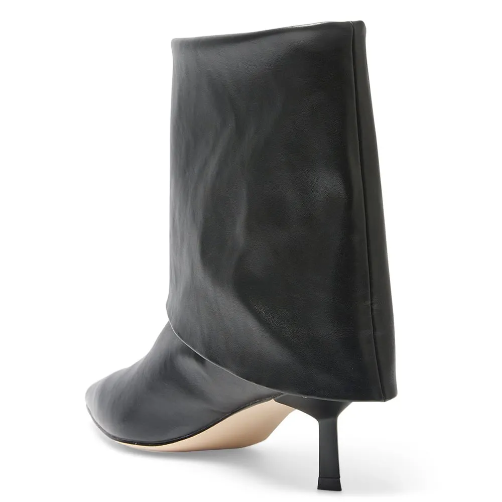 Julian Boot in Black Smooth