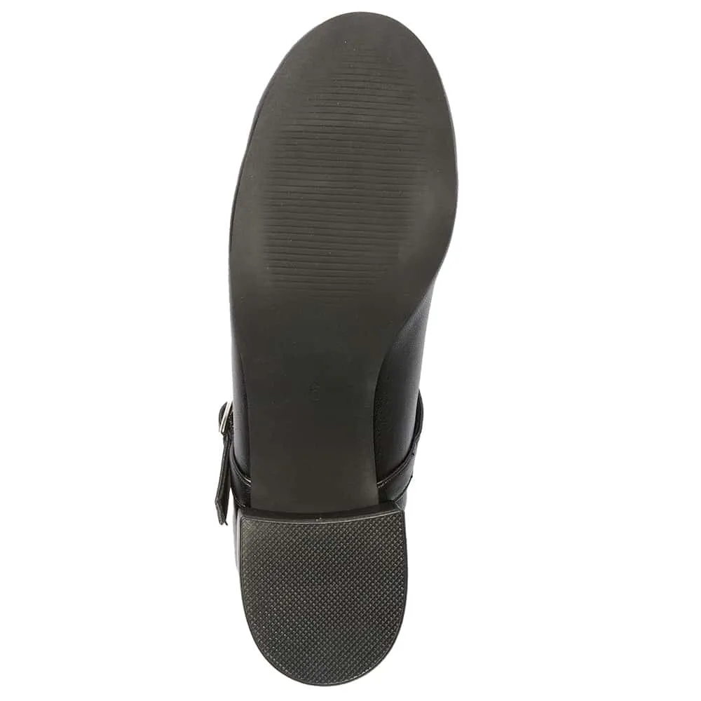 Juliet Heel in Black Smooth