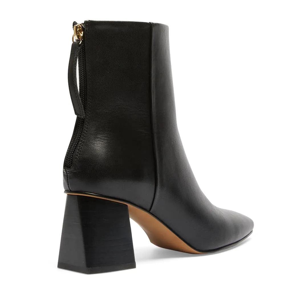 Kade Boot in Black Leather