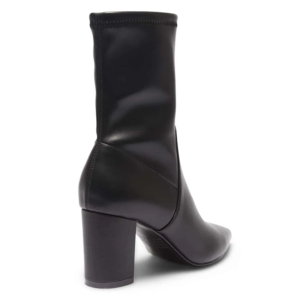 Karly Boot in Black Smooth