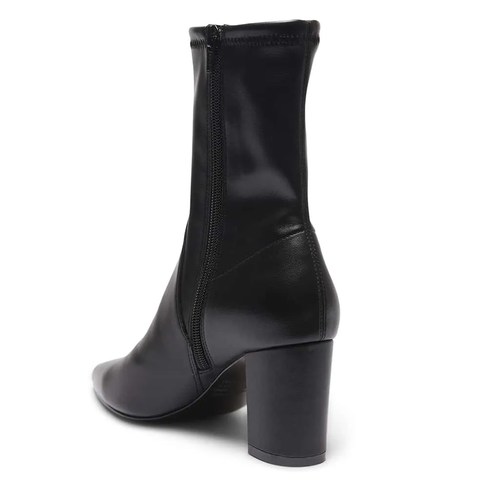 Karly Boot in Black Smooth