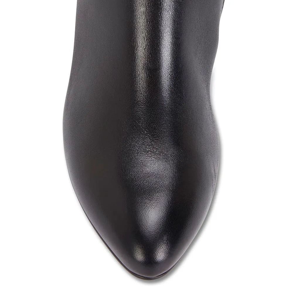 Knight Boot in Black Hi Shine Leather