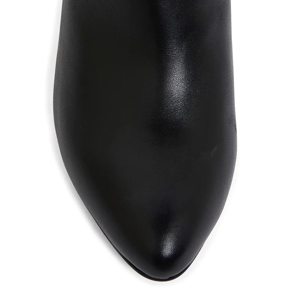 Kylie Boot in Black Leather