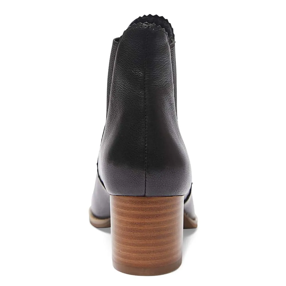 Liam Boot in Black Leather
