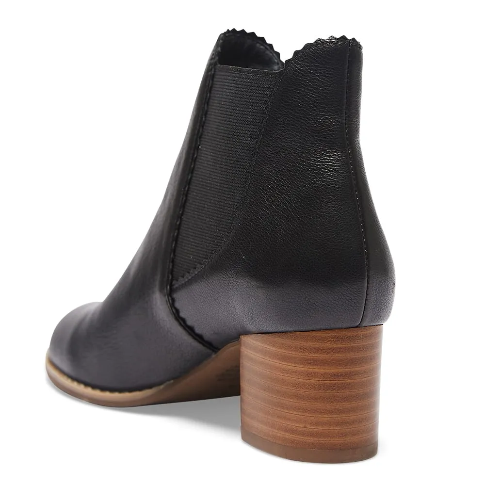 Liam Boot in Black Leather