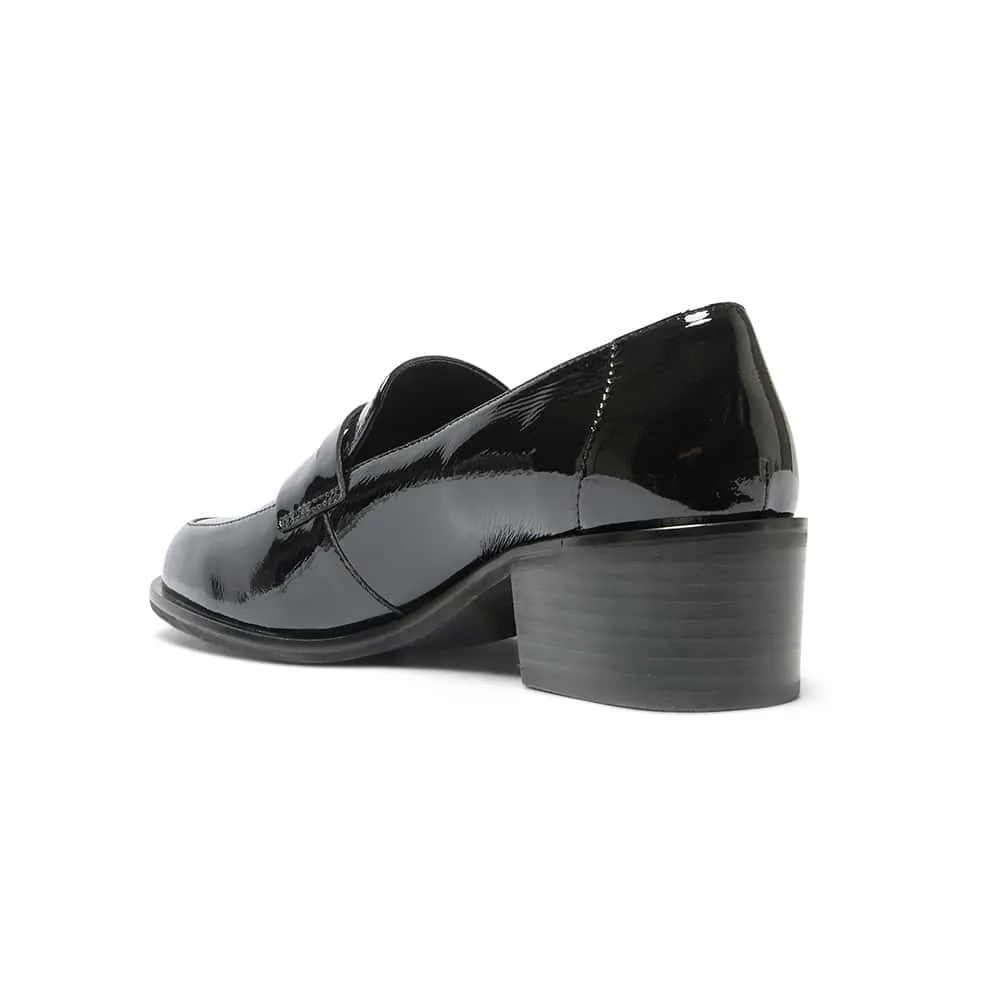 Lincoln Loafer in Black Patent