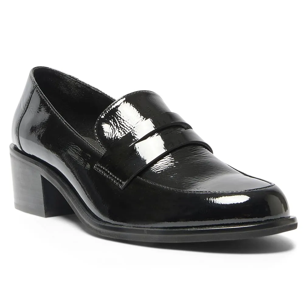 Lincoln Loafer in Black Patent