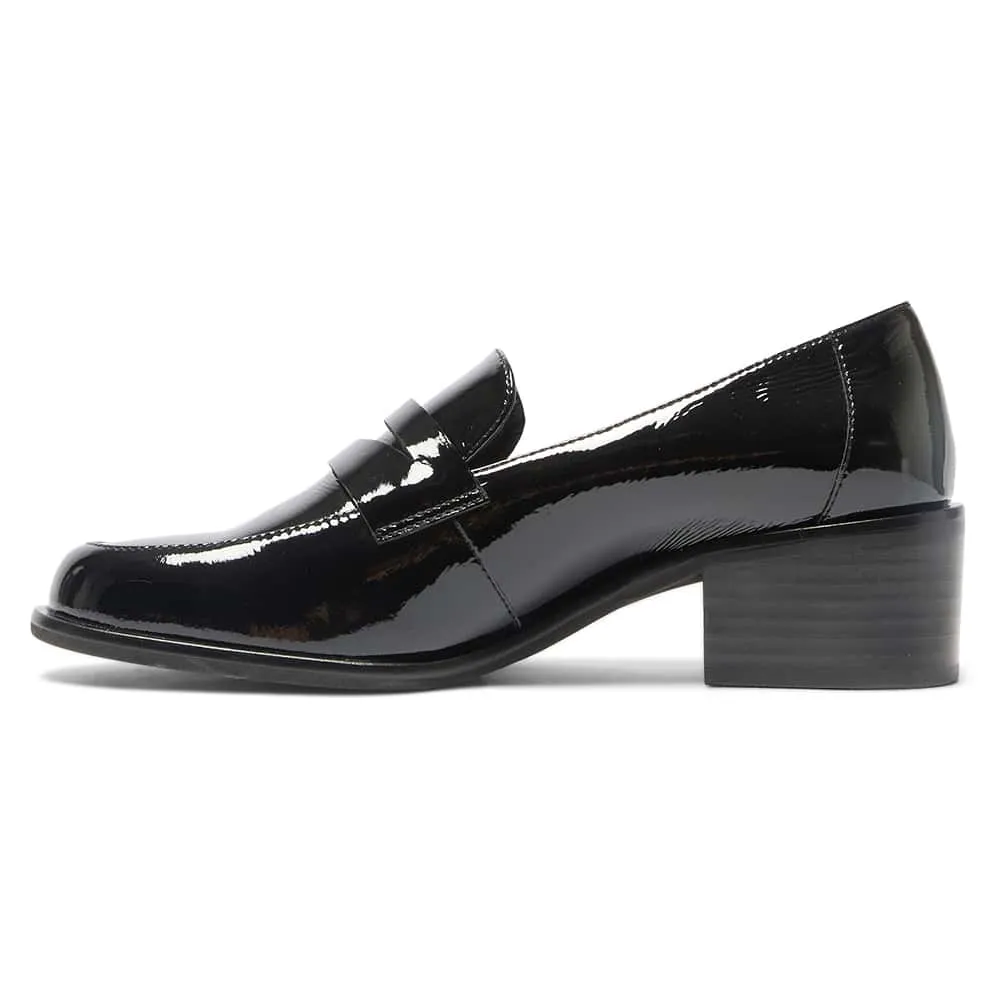 Lincoln Loafer in Black Patent