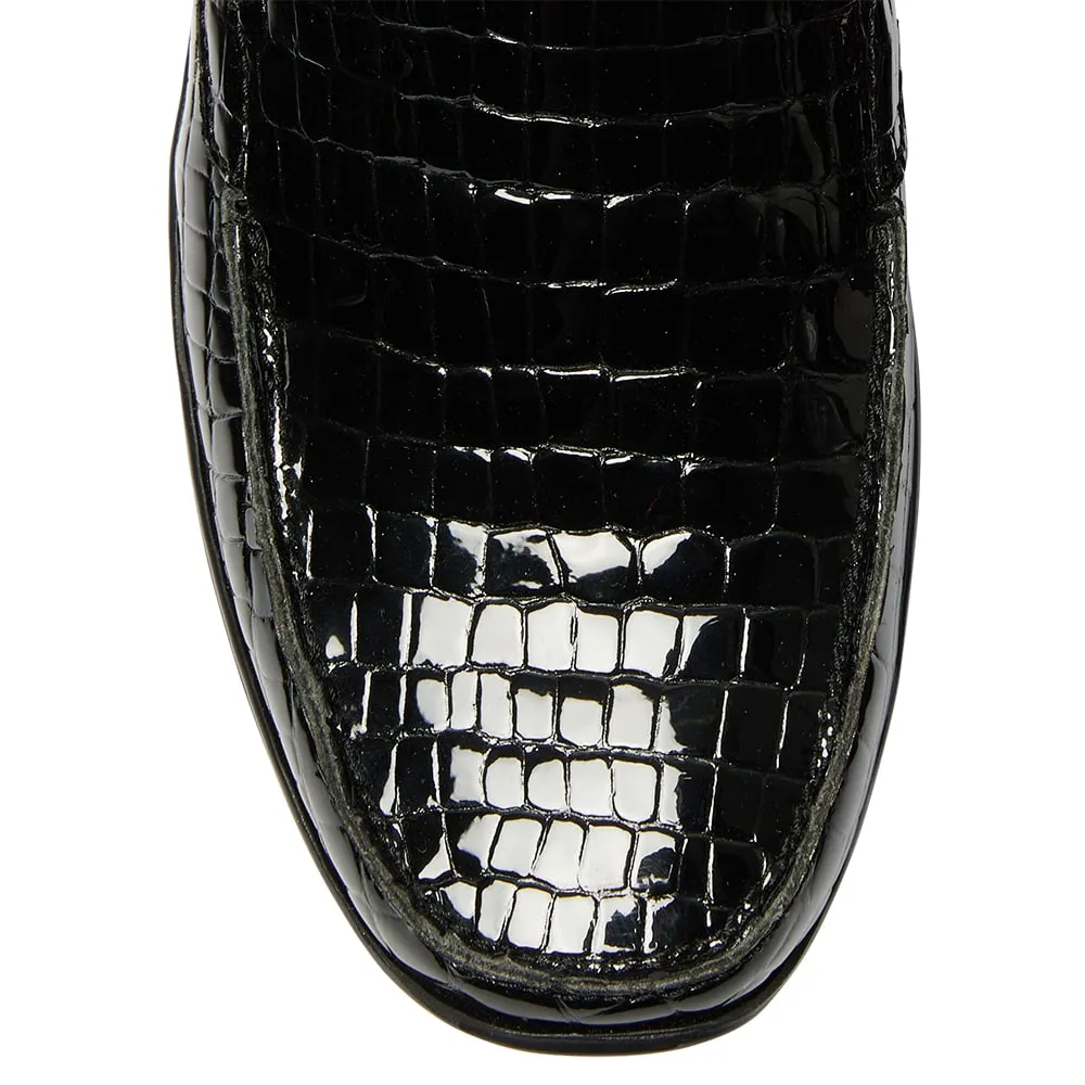 Maestro Loafer in Black Croc