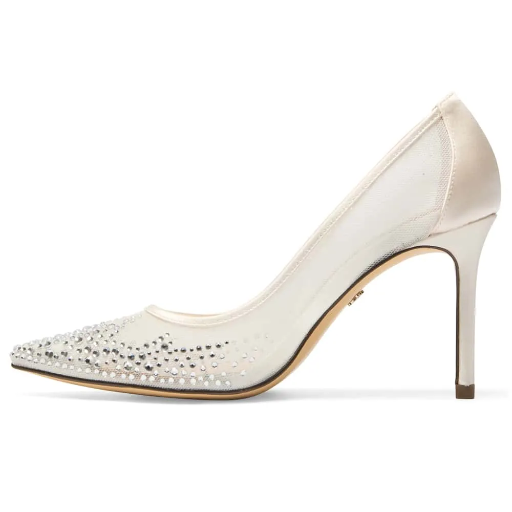 Nalia Heel in Ivory