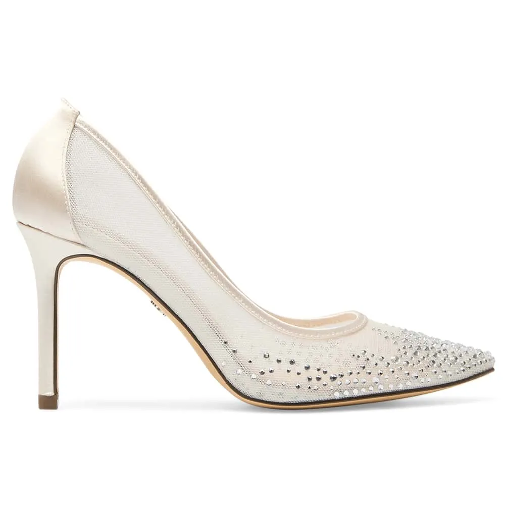 Nalia Heel in Ivory