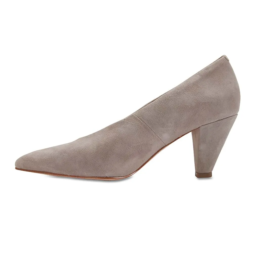 Nancy Heel in Grey Suede